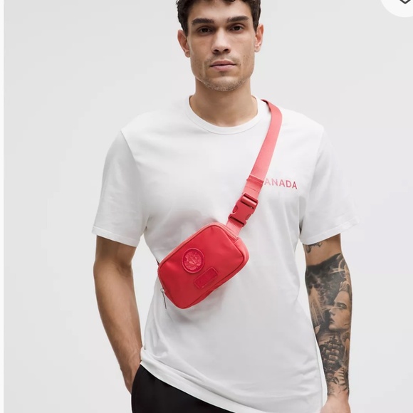 Brand New Lululemon Future Legacy Everywhere Mini Belt Bag COC CPC Logo - Picture 2 of 9